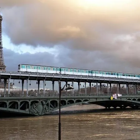 Eiffel Citea Dayroom Espace Sans Nuitee Et Partagee Chatillon Nuitee -- Repos Journee Ou Espace Travail 8-19h Proche Tour Eiffel Ou Usage Bureau A L'heure En Journee -- Nuitee Chatillon Avenue Paris